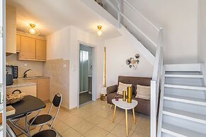 DS Traditional Villas Santorini Island