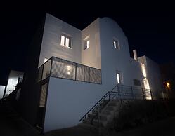 DS Traditional Villas Santorini Island