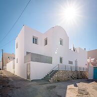 DS Traditional Villas Santorini Island