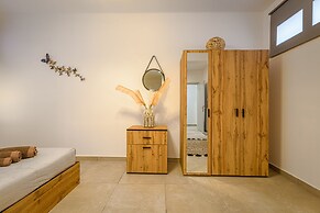 DS Traditional Villas Santorini Island