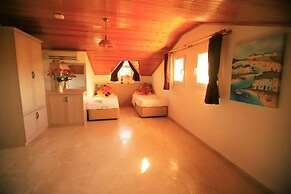 Villa Ruya,with Swimming Pool & Stunning sea Views