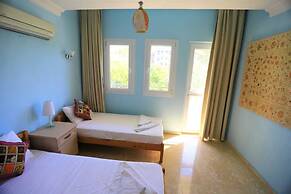 Villa Ruya,with Swimming Pool & Stunning sea Views