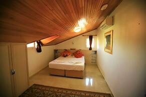 Villa Ruya,with Swimming Pool & Stunning sea Views