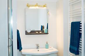 Marthas Veranda Apartment