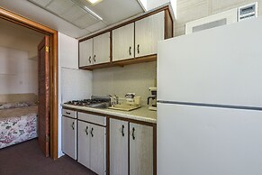 Panoramic Motel & Apartments