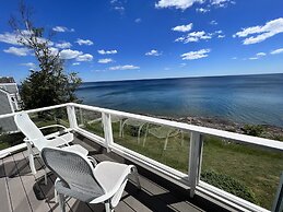Bluefin Bay on Lake Superior