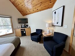 Bluefin Bay on Lake Superior