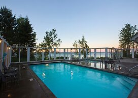 Bluefin Bay on Lake Superior