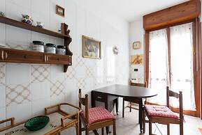 Bollate - Via Dante 33