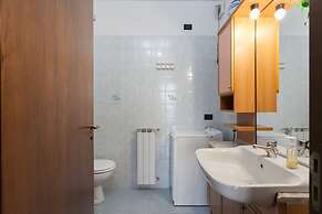 Bollate - Via Dante 33