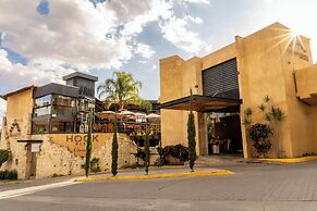 Casa de Adobe Gallery & Luxury Boutique