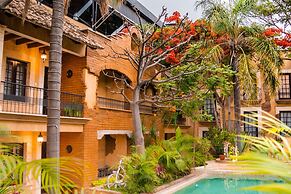 Casa de Adobe Gallery & Luxury Boutique