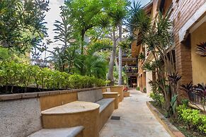 Casa de Adobe Gallery & Luxury Boutique