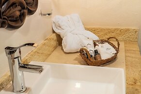 Casa de Adobe Gallery & Luxury Boutique