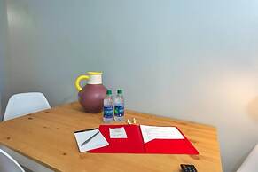 Gorgeous Spot in Hallandale Beach With Pool!!