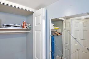 Gorgeous Spot in Hallandale Beach With Pool!!