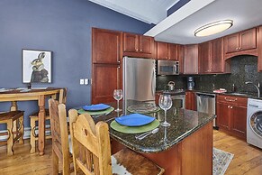 Lift Tickets Ski-in-out Mnt Side Wifi, Fireplace, Clubhousewinter Shut