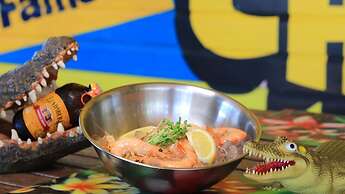 Ash's Holiday Units & Cafe