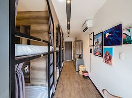 Wings House - Hostel