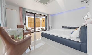 I Pluss Poolviller Pension