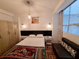 Apartment Centric Inti