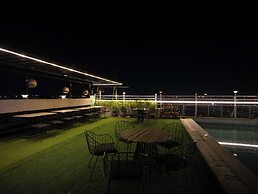 Jagrati Vinn by Vesta