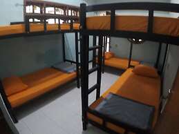 Dhika Adventure - Hostel