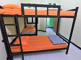 Dhika Adventure - Hostel