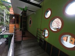 Dhika Adventure - Hostel