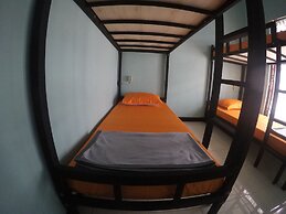 Dhika Adventure - Hostel