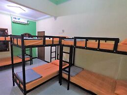 Dhika Adventure - Hostel