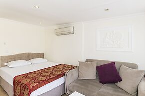 Taxim Elegance Suites