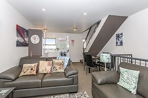 Awesome Christchurch Apartment