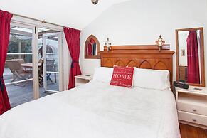 Central Christchurch Cottage