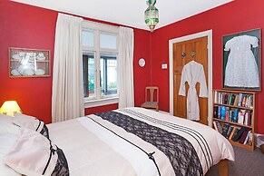 Central Christchurch Cottage