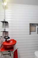 3BR Apt Steps from Sea W Parking