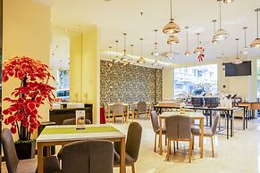 Sunbreeze Hotel Senayan