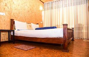 Nature Life Guest Inn