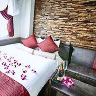 Hotel Petit Bali Garden Shin-Okubo - Adults Only