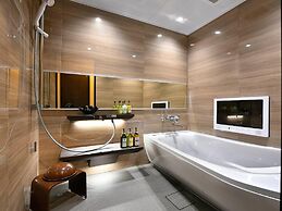 Hotel Petit Bali Garden Shin-Okubo - Adults Only