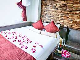 Hotel Petit Bali Garden Shin-Okubo - Adults Only