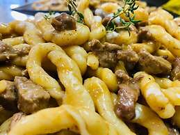 Il Nuraghe Del Lago Coghinas