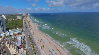 Beachfront Condo With Large Balcony