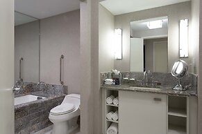 Beachfront Condo With Large Balcony