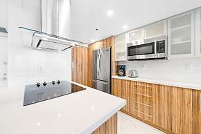 Spacious One Bedroom Centrally Located