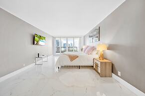 Spacious One Bedroom Centrally Located