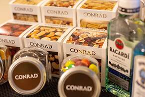 Charming Beachfront Condo With Large Balcony