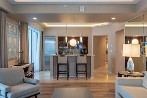 Charming Beachfront Condo With Large Balcony