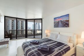 Stunning Balcony Views 3 Bedroom