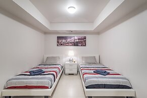 Stunning Balcony Views 3 Bedroom